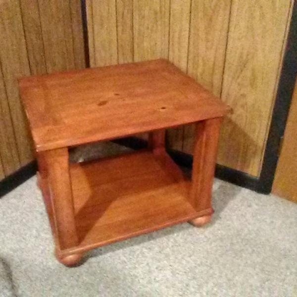 Photo of 2 Solid wood end tables by JDI