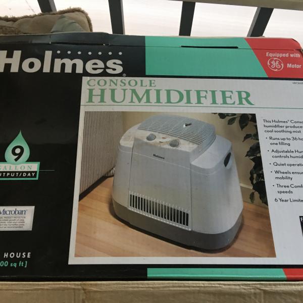 Photo of Holmes Whole House Console Humidifier 