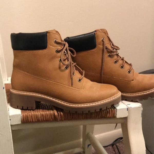 Photo of Women’s fashion Boots 