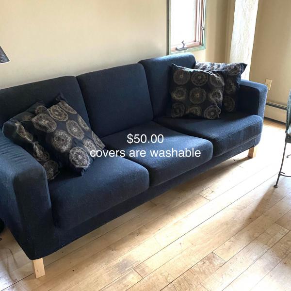Photo of SOFA WITH REMOVABLE COVERS