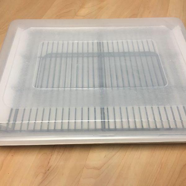Photo of NEW Baking Sheets, Cooling Racks and Lid