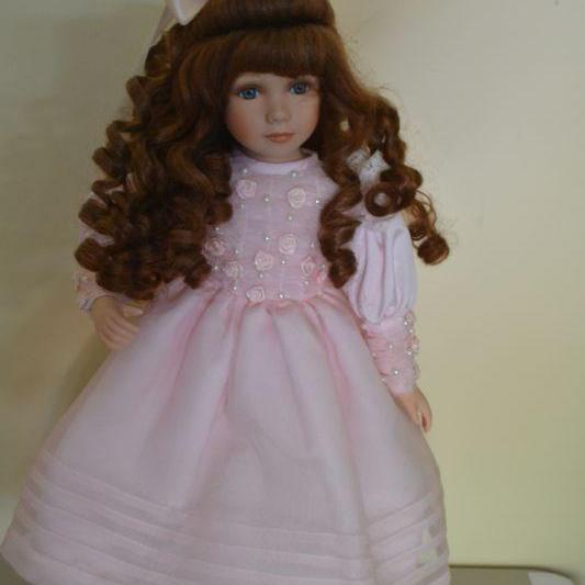 Photo of LOT 373 DOLL WITH STAND