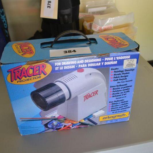 Photo of LOT 384 TRACER PROJECTOR 