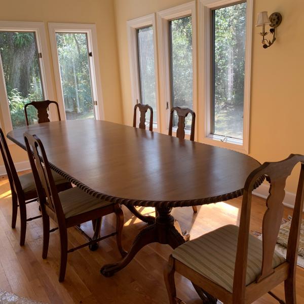 Photo of Large Dining room Table & 6 chairs