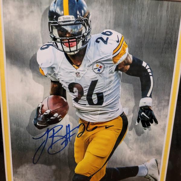 Photo of Le'Veon Bell Autographed Framed Photo!