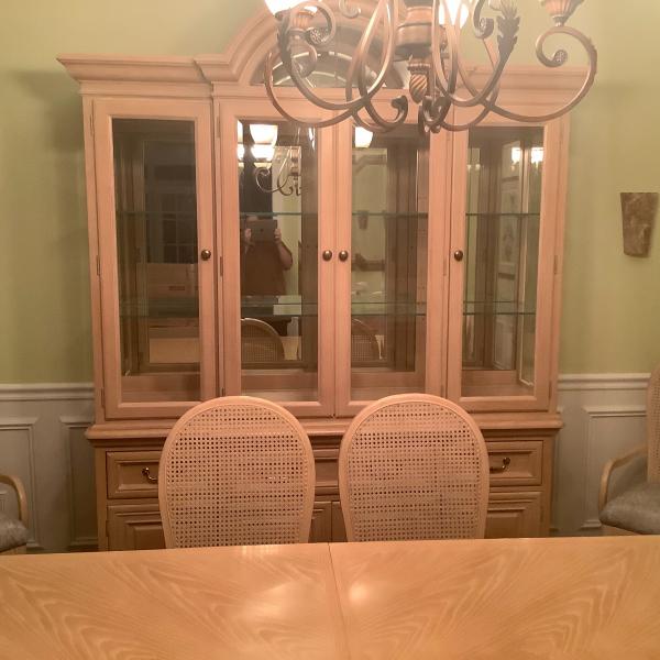 Photo of Thomasville Dining Room Solid Oak