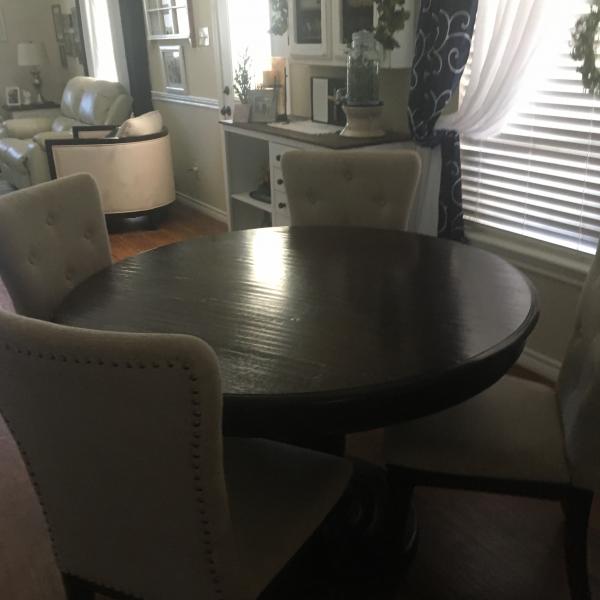 Photo of Beautiful Dining Table
