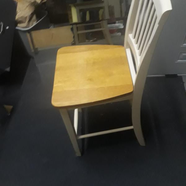 Photo of White Counter Chair