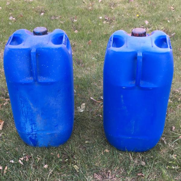 Photo of 10-Gallon Kerosene Tanks