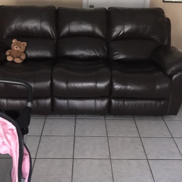 Photo of Sofa and chair 
