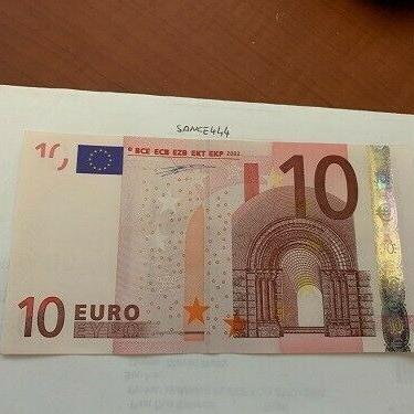 Photo of Italy 10 euro uncirc. banknote 2002