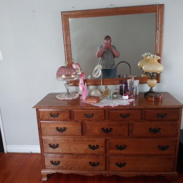 Photo of Serious $ needed! Vintage maple 11 drawers dresser/mirror $125.00