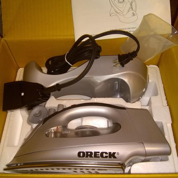 Photo of Oreck Cord-Free Steam Iron