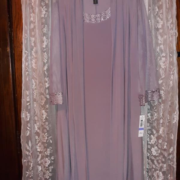 Photo of $40- MUST SELL -New  Beautiful  R&M Richards 2 pc Formal Orchid Dress size 18 