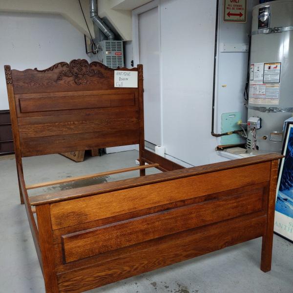 Photo of Antique Oak Bed