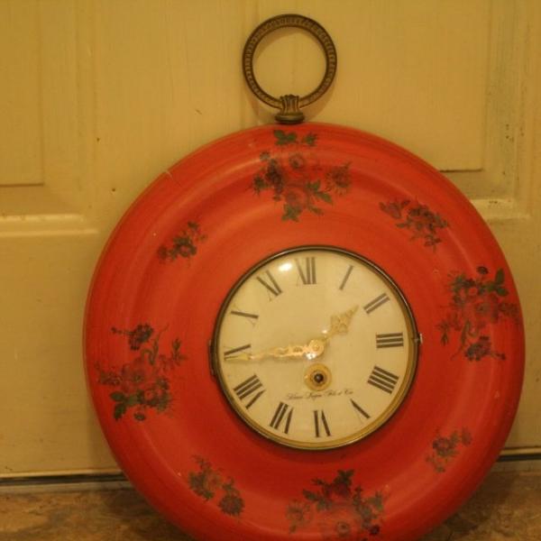 Photo of Vintage Orange Neat France Clock- Read Ad