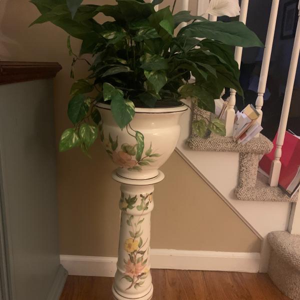 Photo of Flower vase , decorative, antique, hand painted