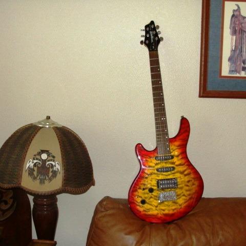 Photo of Left Handed Washburn BC4 Electric guitar