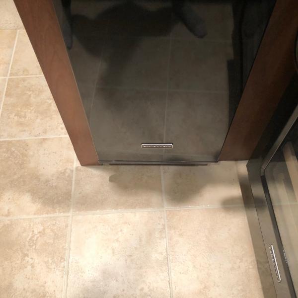 Photo of Kitchen Aide ice maker 