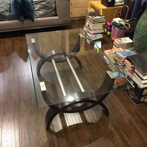 Photo of Sofa and glass table for sell