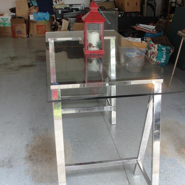 Photo of MODERN TEMPERED GLASS TOP TABLE/TV STAND