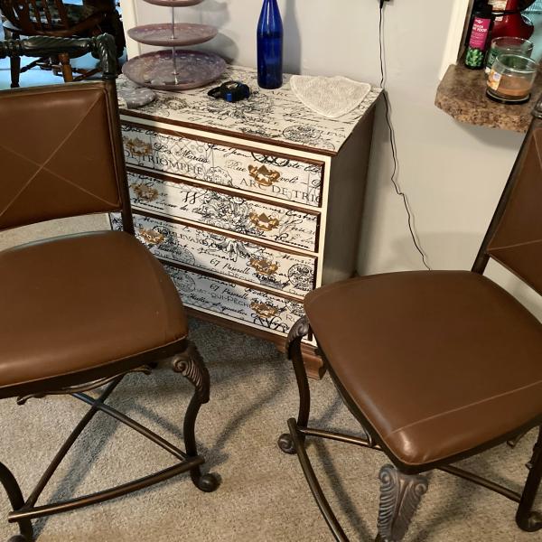Photo of 2 leather bar stools