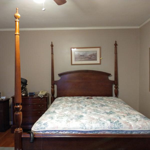Queen Bedroom Set | snaplist