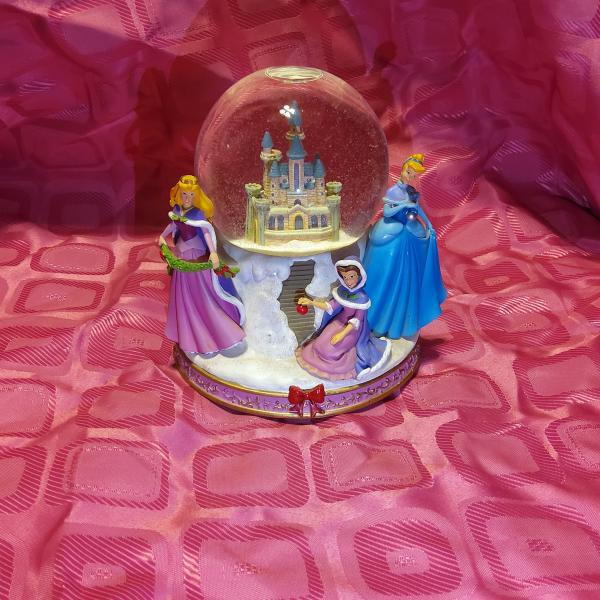 Photo of Princess Christmas musical snow globe