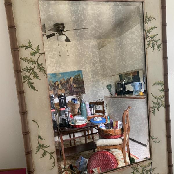 Photo of Unique mirror!