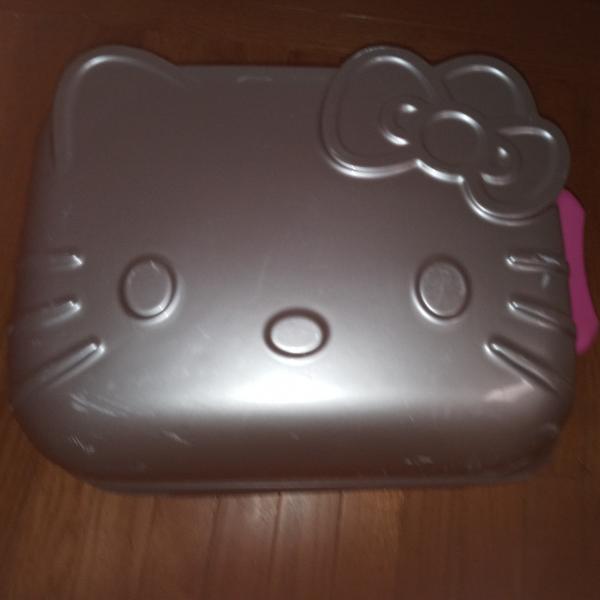 Photo of Hello Kitty collectible suitcase