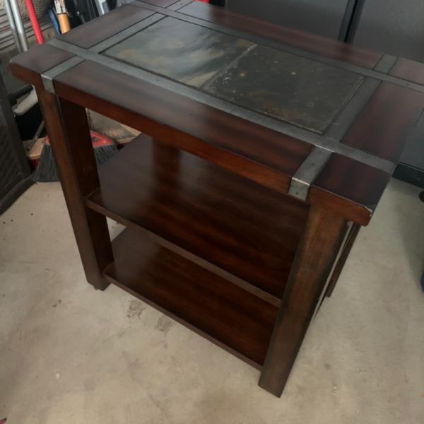 Photo of Coffee table and end table 
