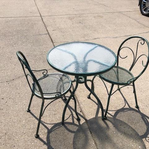 Photo of Bistro table & chairs
