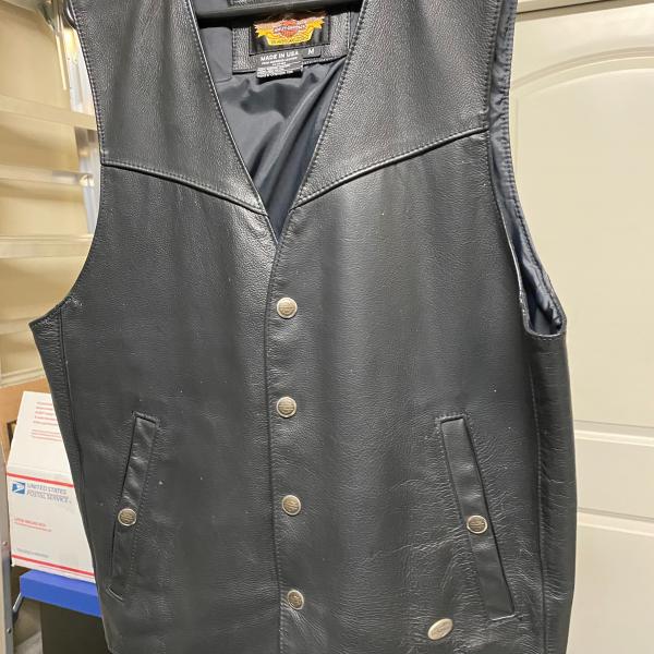 Photo of Men’s Harley Davidson Leather Motorcycle Vest 