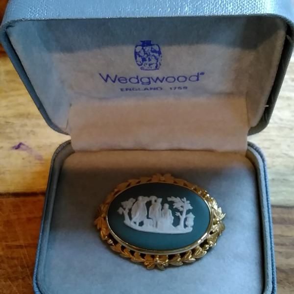 Photo of Wedgwood Antique  Jasperware Gold filled Pin