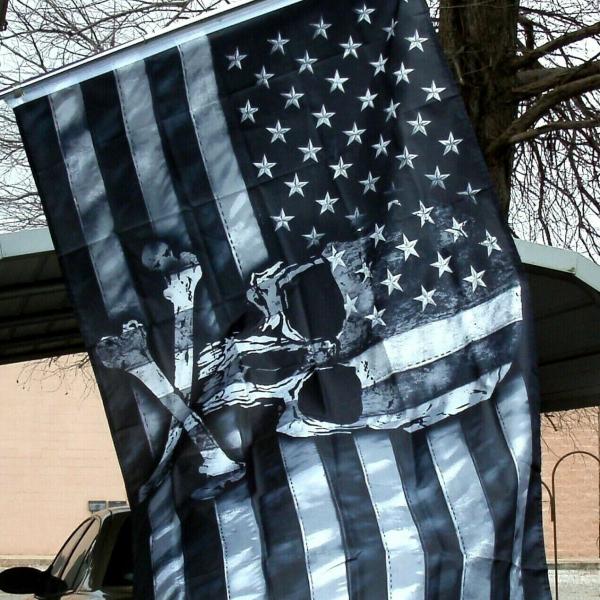 Photo of American Flag w/ Skull & Crossbones 3' x 5' Flag Pirate 
