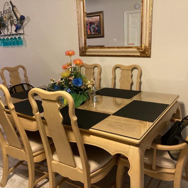 Photo of Blonde dining room set 
