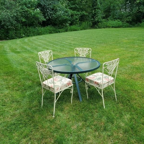 Photo of Lawn Furniture