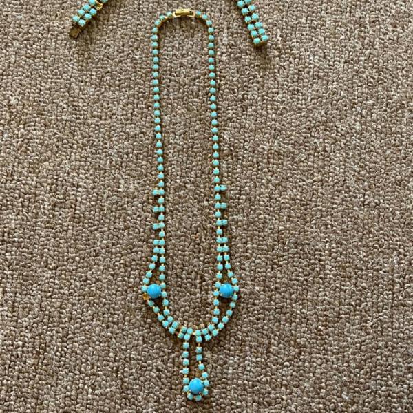 Photo of Vintage turquoise beaded necklace 60’s era