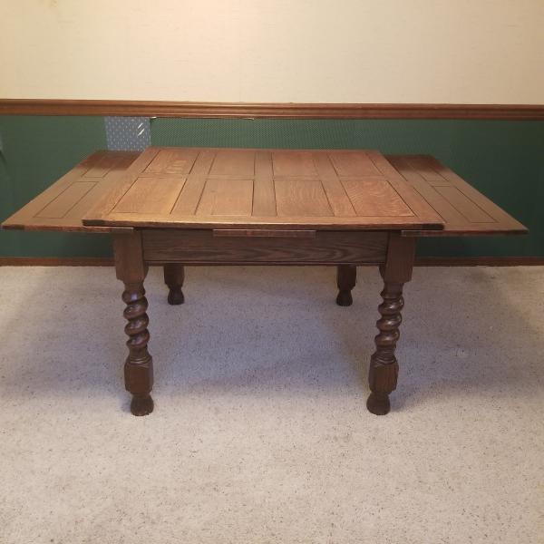 Photo of Expandable Antique English Table