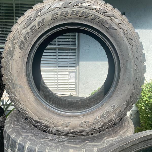 Photo of Tires LT315/60R 20