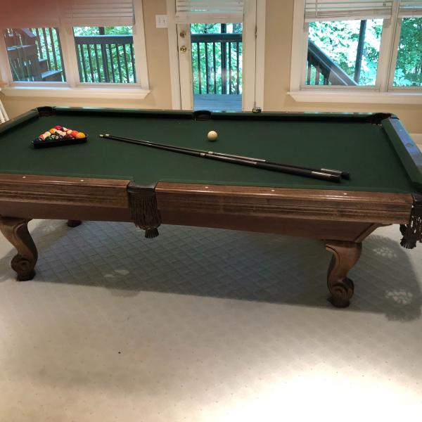 Photo of 8ft Leisure Bay pool table 