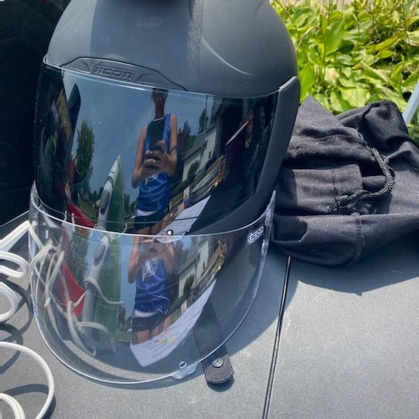 Photo of Womens Icon Helmet -S