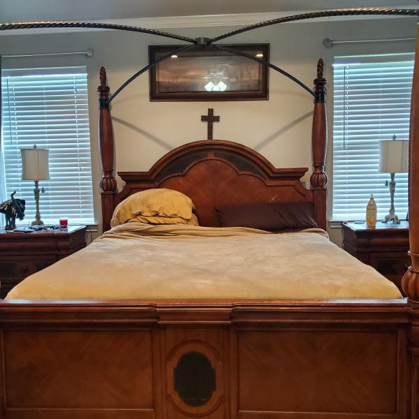 Photo of King Bedroom set