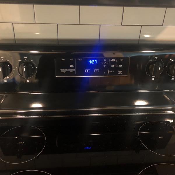 Photo of Whirlpool  electric range for sale!
