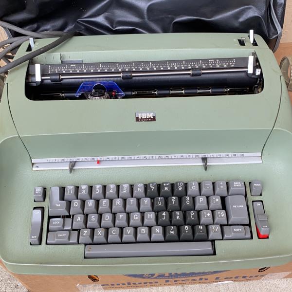 Photo of IBM Selectric I Typewriter 