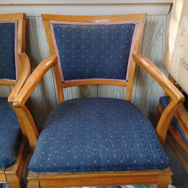 Photo of 6 Oak Dinner room chairs