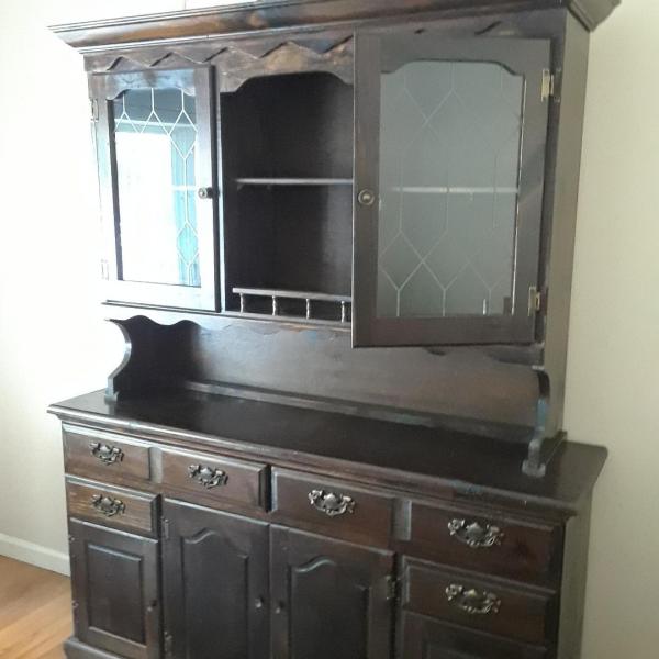 Photo of Colonial Hutch