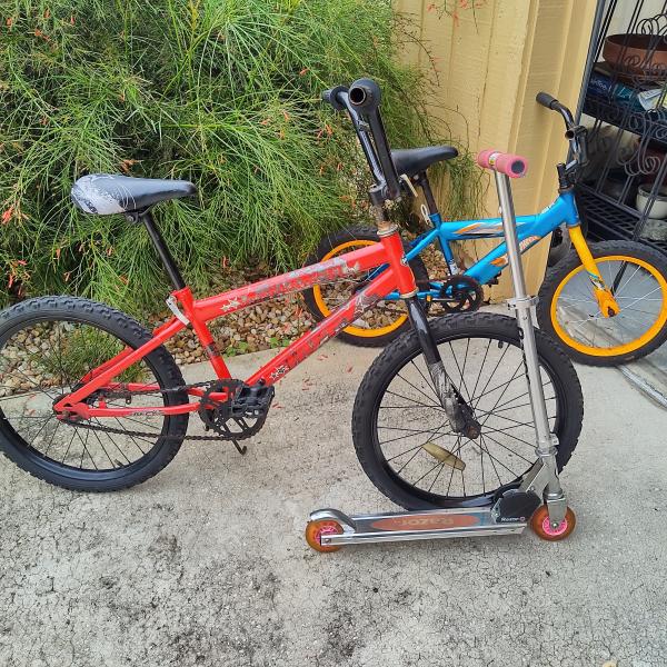 Photo of kids bikes and Razor