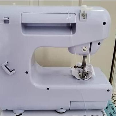 Photo of Sewing Machine = NEW