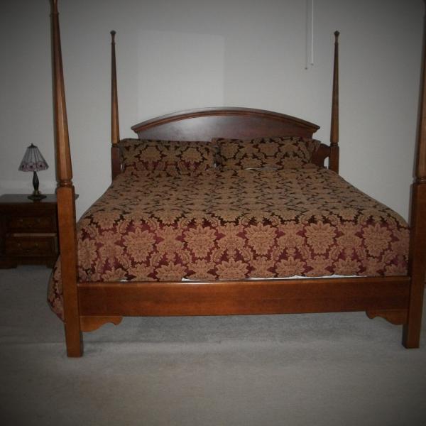 Photo of King size bedroom set with mattress/box springs